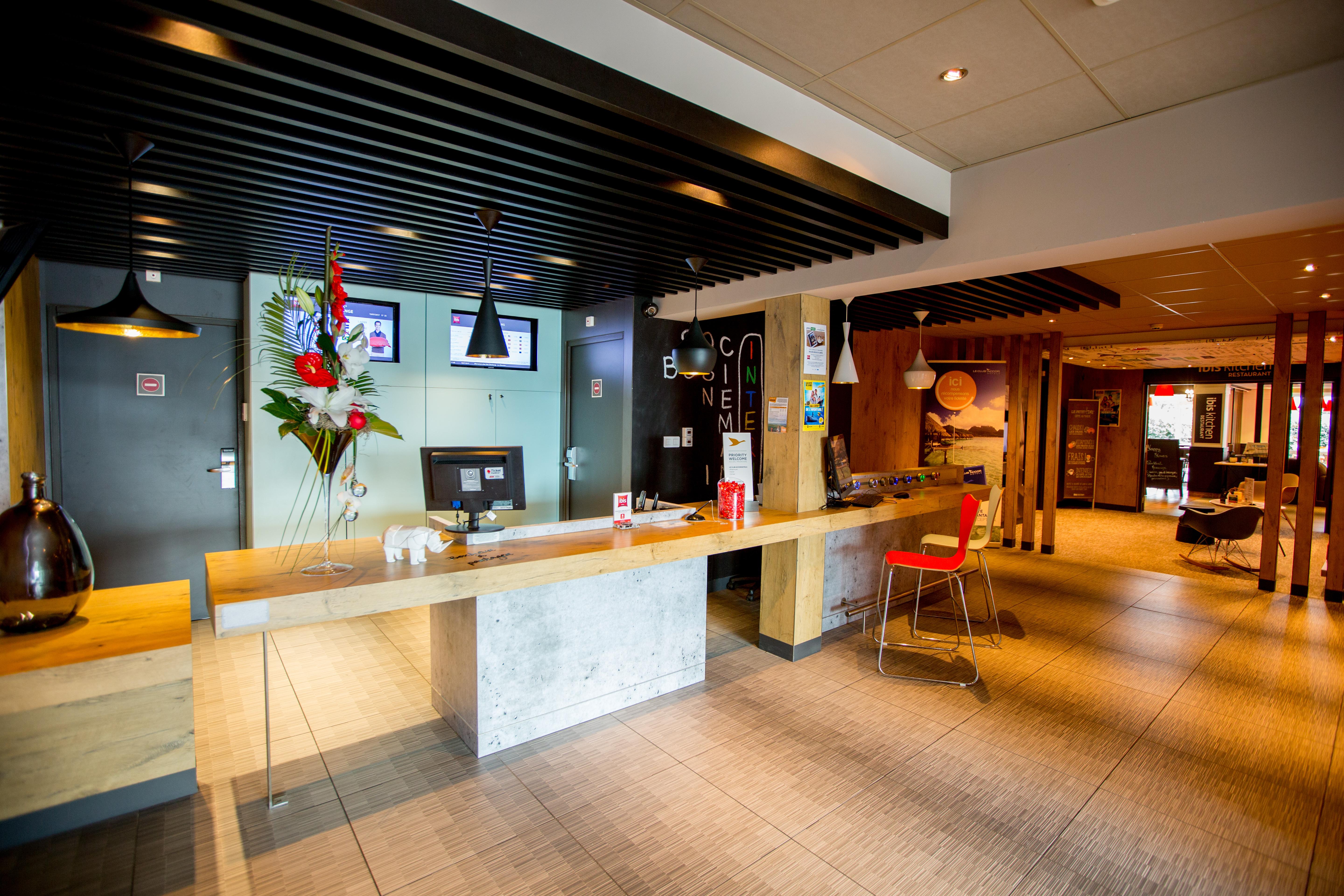 Ibis Cherbourg La Glacerie Exterior foto