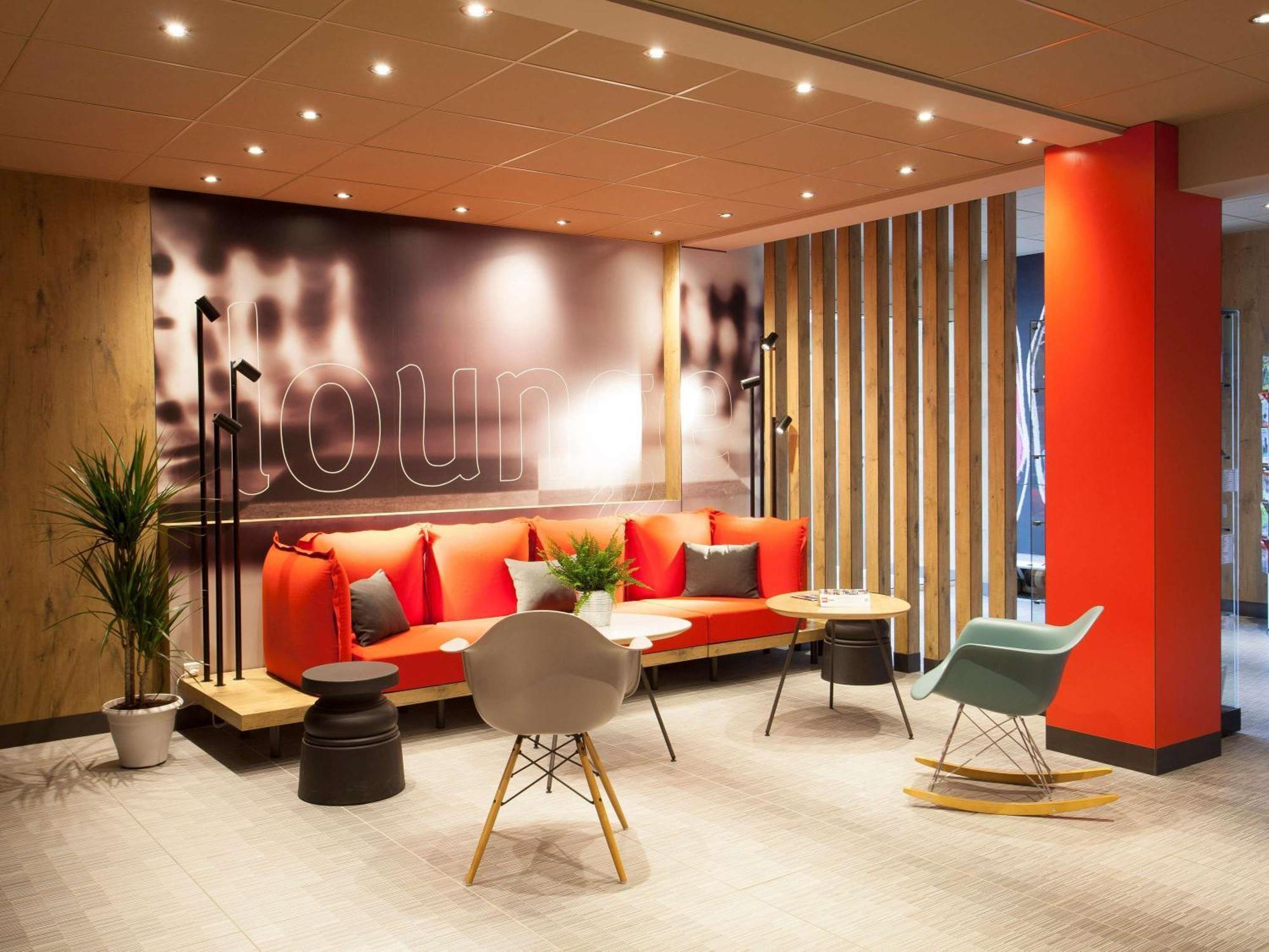 Ibis Cherbourg La Glacerie Exterior foto