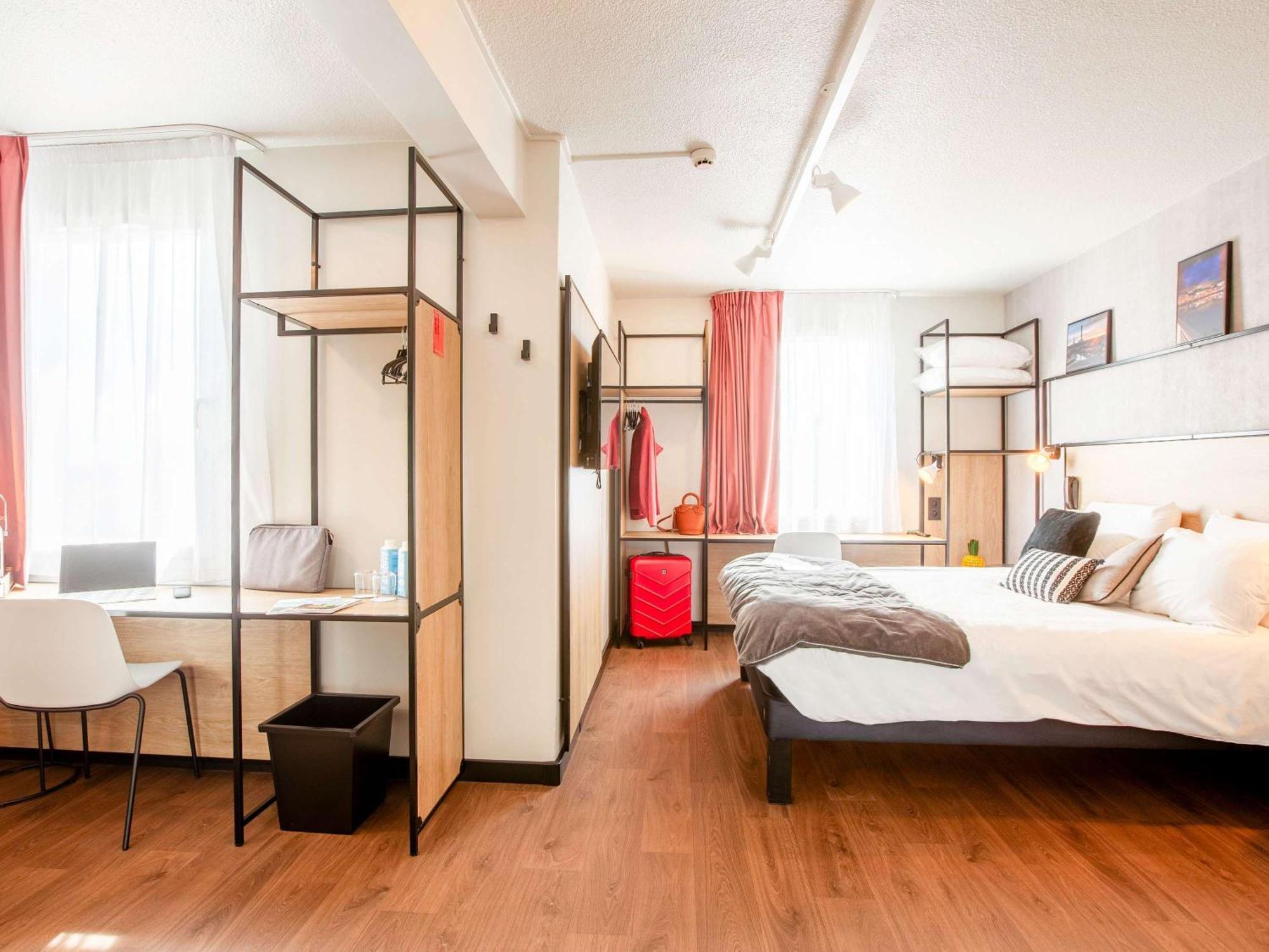 Ibis Cherbourg La Glacerie Exterior foto